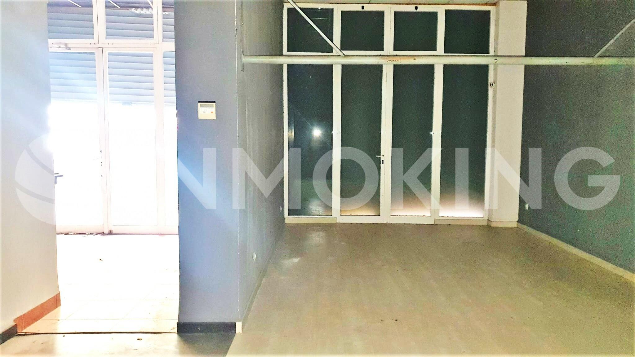 Foto de la propiedad Local comercial en C/ Rodríguez Fornós, Valencia 